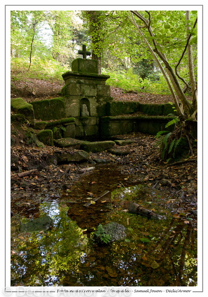 SJ_fontaine_de_kerrivoalan.jpg